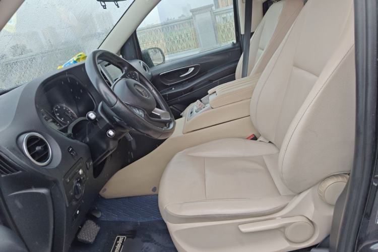 Used Mercedes-Benz Vito 2016 2.0T Business Edition Left Front Seat