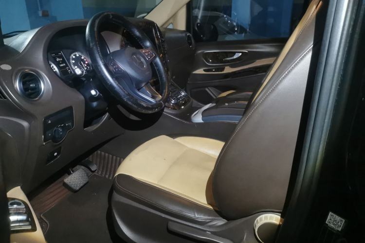 Used Mercedes-Benz Vito 2016 2.0T Business Edition Left Front Seat