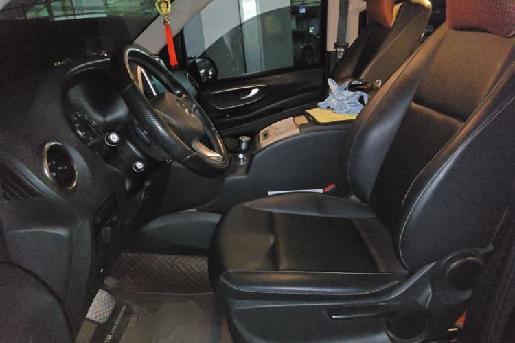 Used Mercedes-Benz Vito 2016 2.0T Business Edition Left Front Seat