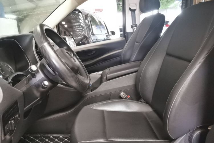 Used Mercedes-Benz Vito 2016 2.0T Elite Edition Left Front Seat
