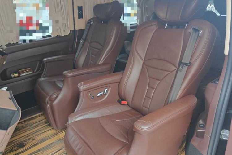Used Mercedes-Benz Vito 2016 2.0T Business Edition Left Rear Seat