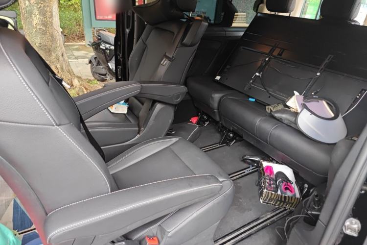 Used Mercedes-Benz Vito 2016 2.0T Business Edition Left Rear Seat