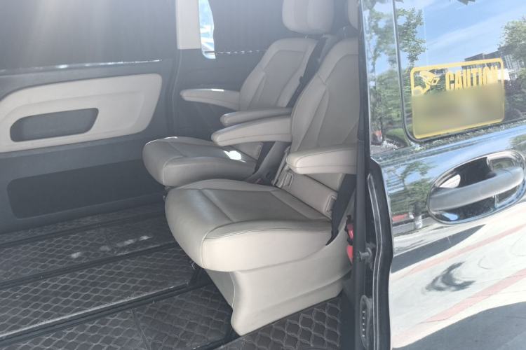 Used Mercedes-Benz Vito 2016 2.0T Business Edition Left Rear Seat