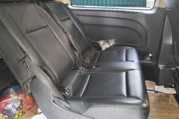 Used Mercedes-Benz Vito 2016 2.0T Elite Version 9-seater Left Rear Seat