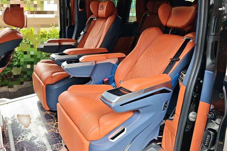 Used Mercedes-Benz Vito 2016 2.0T Business Edition Left Rear Seat