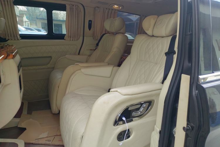Used Mercedes-Benz Vito 2016 2.0T Business Edition Left Rear Seat