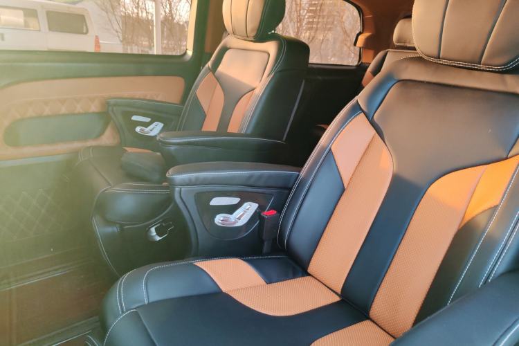Used Mercedes-Benz Vito 2016 2.0T Business Edition Left Rear Seat