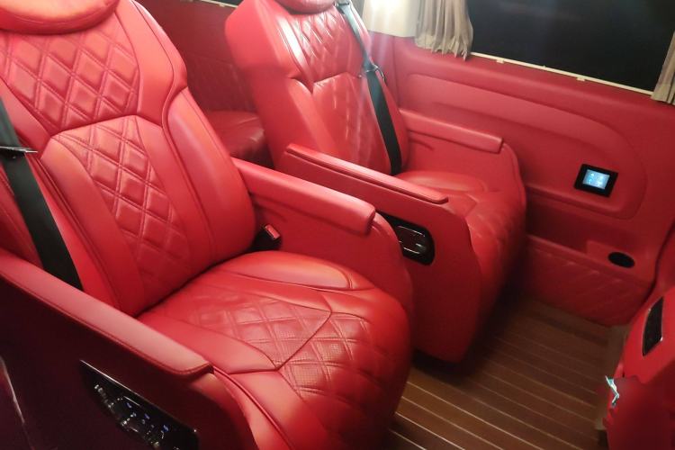 Used Mercedes-Benz Vito 2016 2.0T Elite Edition Left Rear Seat