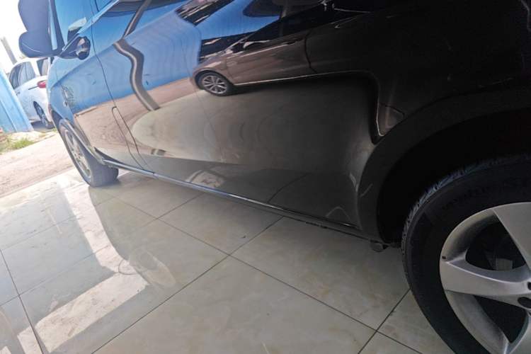 Used Mercedes-Benz Vito 2016 2.0T Elite Edition Left Side Sill