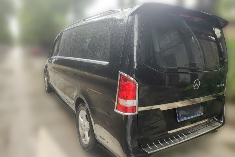 Used Mercedes-Benz Vito 2016 2.0T Elite Edition Rear Left 45 Deg