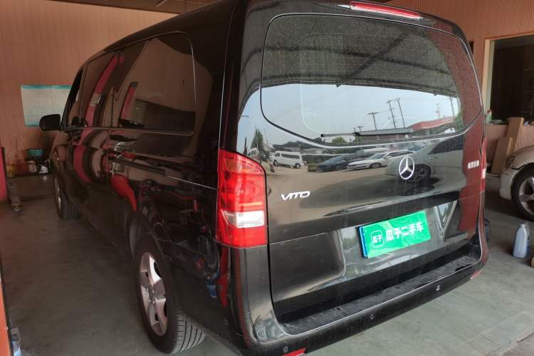 Used Mercedes-Benz Vito 2016 2.0T Business Edition Rear Left 45 Deg