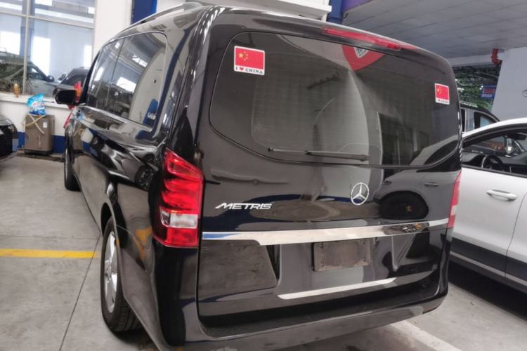 Used Mercedes-Benz Vito 2016 2.0T Elite Edition Rear Left 45 Deg