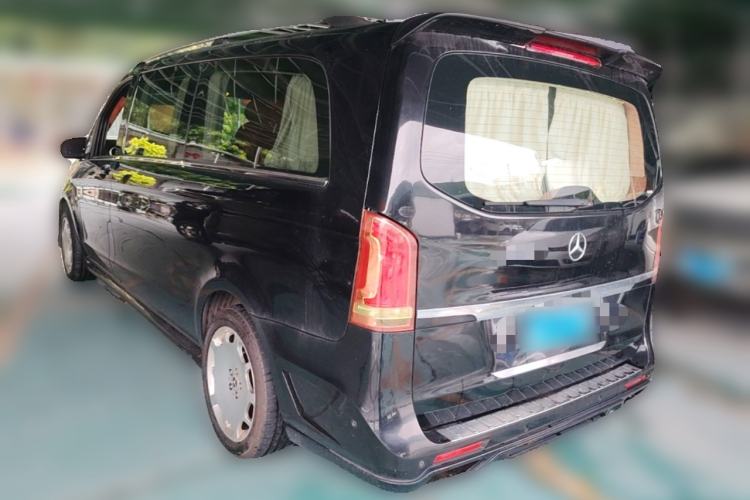 Used Mercedes-Benz Vito 2016 2.0T Elite Edition Rear Left 45 Deg