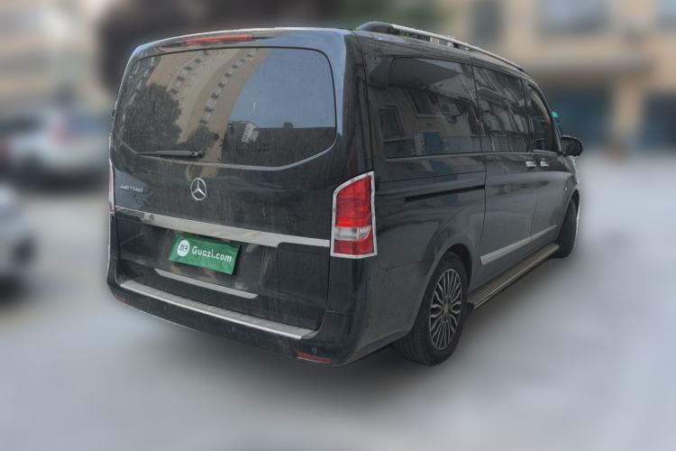 Used Mercedes-Benz Vito  Rear Right 45 Deg