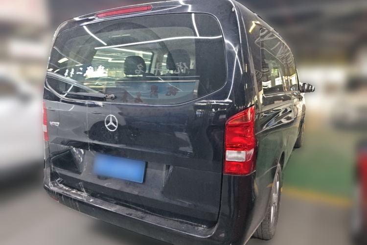 Used Mercedes-Benz Vito 2016 2.0T Elite Edition Rear Right 45 Deg