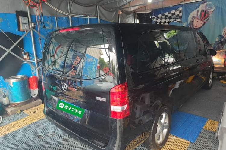 Used Mercedes-Benz Vito 2016 2.0T Business Edition Rear Right 45 Deg