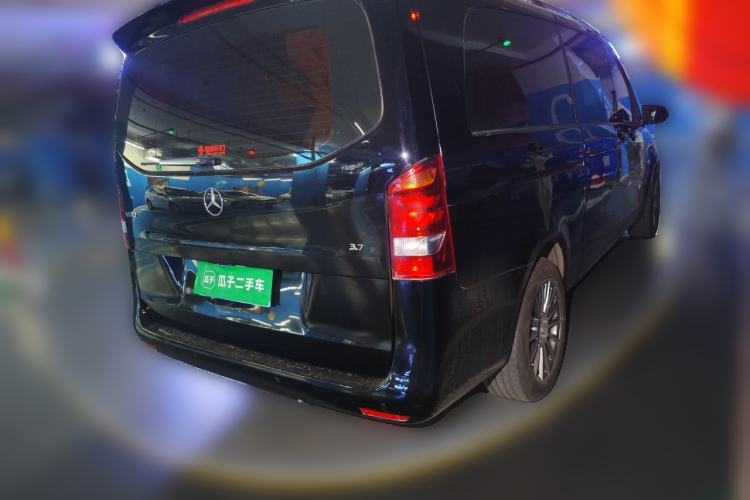 Used Mercedes-Benz Vito 2016 2.0T Elite Edition Rear Right 45 Deg