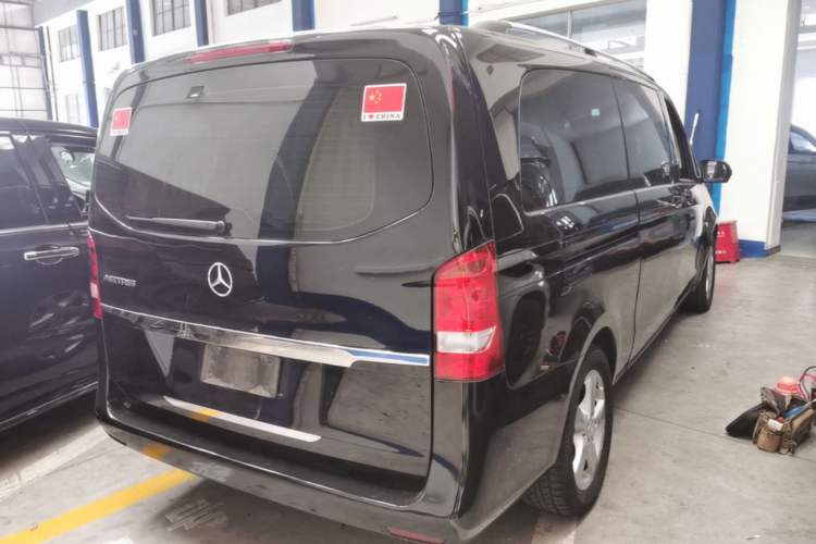 Used Mercedes-Benz Vito 2016 2.0T Elite Edition Rear Right 45 Deg