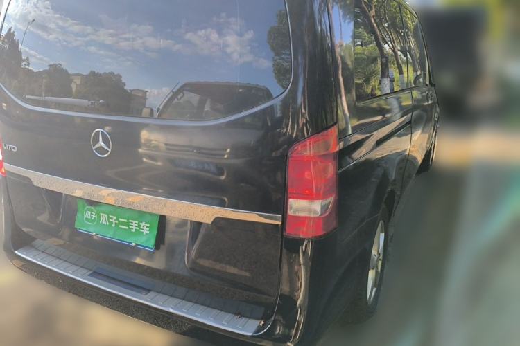 Used Mercedes-Benz Vito 2016 2.0T Elite Version 9-seater Rear Right 45 Deg