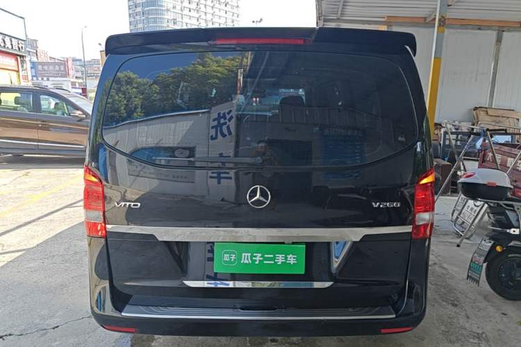 Used Mercedes-Benz Vito 2016 2.0T Elite Edition Rear