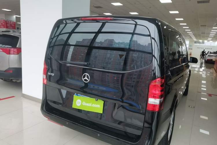 Used Mercedes-Benz Vito 2016 2.0T Business Edition Rear