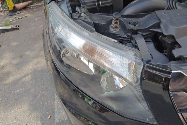Used Mercedes-Benz Vito 2016 2.0T Business Edition Right Front Headlight