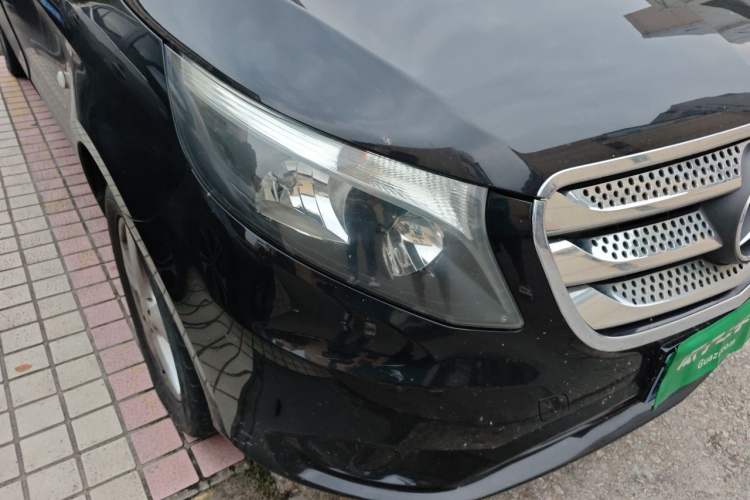 Used Mercedes-Benz Vito 2016 2.0T Elite Edition Right Front Headlight
