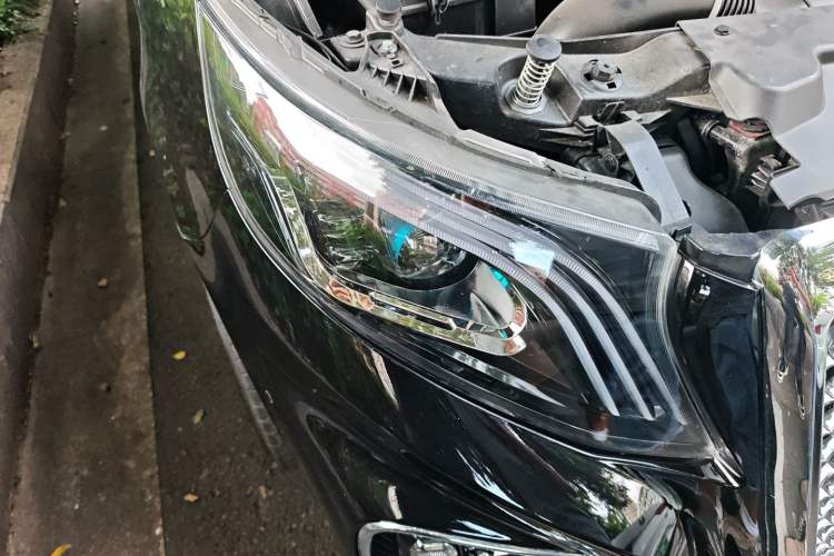 Used Mercedes-Benz Vito 2016 2.0T Business Edition Right Front Headlight