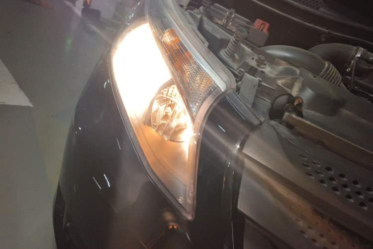 Used Mercedes-Benz Vito 2016 2.0T Business Edition Right Front Headlight