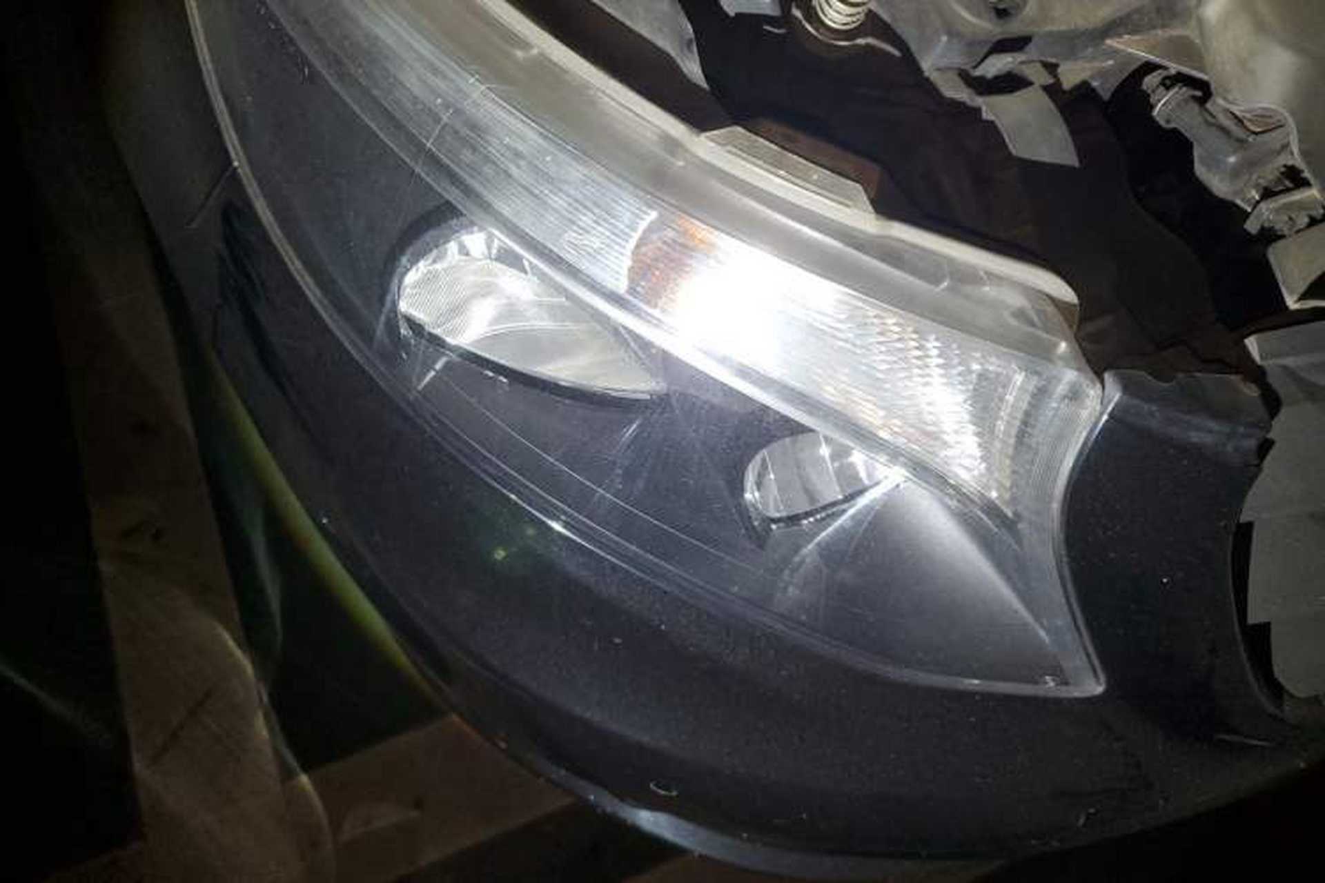 Used Mercedes-Benz Vito 2016 2.0T Business Edition Right Front Headlight