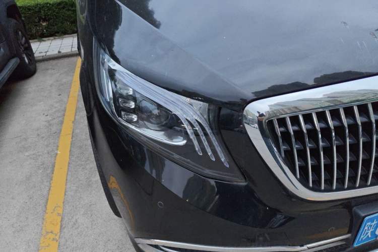 Used Mercedes-Benz Vito 2016 2.0T Business Edition Right Front Headlight