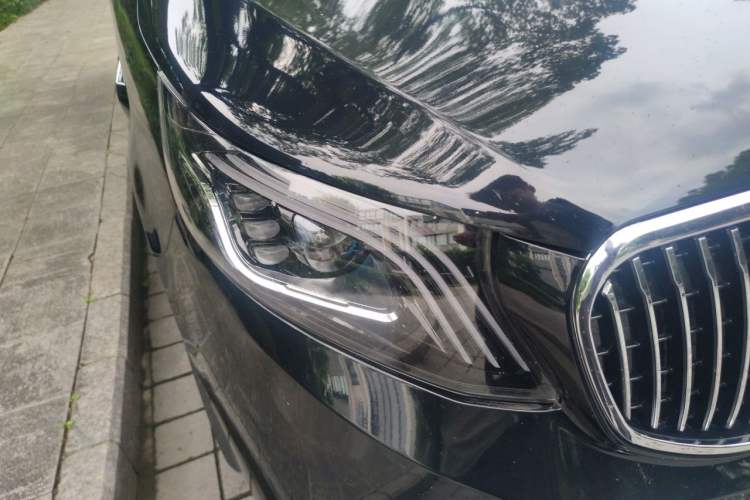 Used Mercedes-Benz Vito  Right Front Headlight