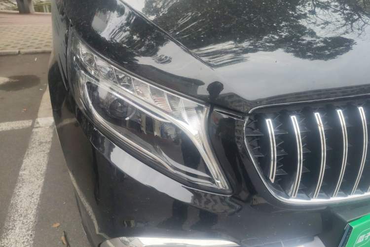 Used Mercedes-Benz Vito 2016 2.0T Elite Edition Right Front Headlight