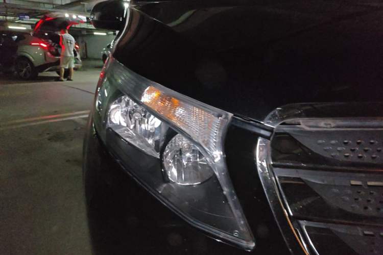 Used Mercedes-Benz Vito 2016 2.0T Business Edition Right Front Headlight