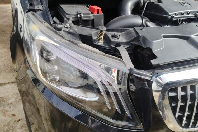 Used Mercedes-Benz Vito 2016 2.0T Business Edition Right Front Headlight