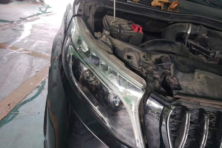 Used Mercedes-Benz Vito 2016 2.0T Elite Edition Right Front Headlight