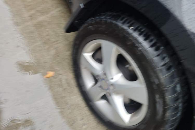 Used Mercedes-Benz Vito 2016 2.0T Business Edition Right Front Wheel Hub