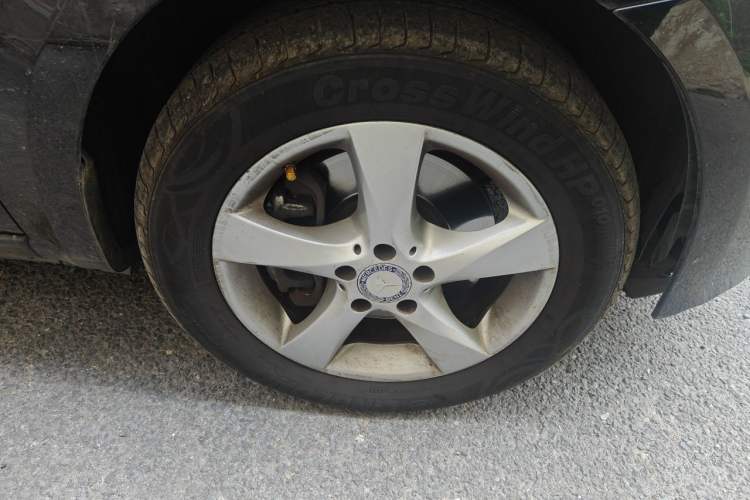 Used Mercedes-Benz Vito 2016 2.0T Business Edition Right Front Wheel Hub