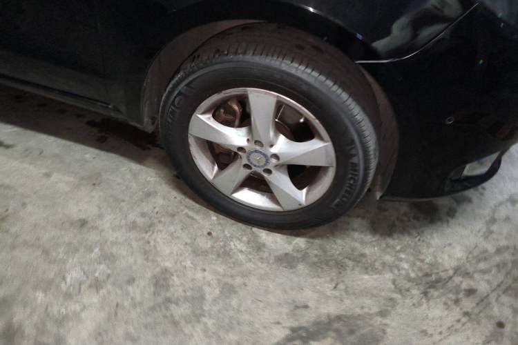 Used Mercedes-Benz Vito 2016 2.0T Business Edition Right Front Wheel Hub