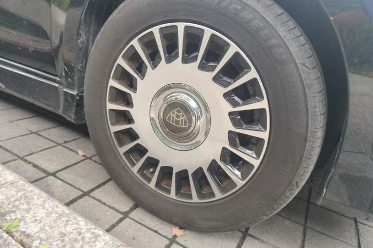 Used Mercedes-Benz Vito  Right Front Wheel Hub