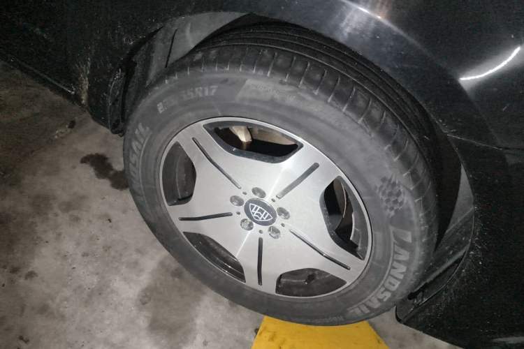 Used Mercedes-Benz Vito 2016 2.0T Business Edition Right Front Wheel Hub