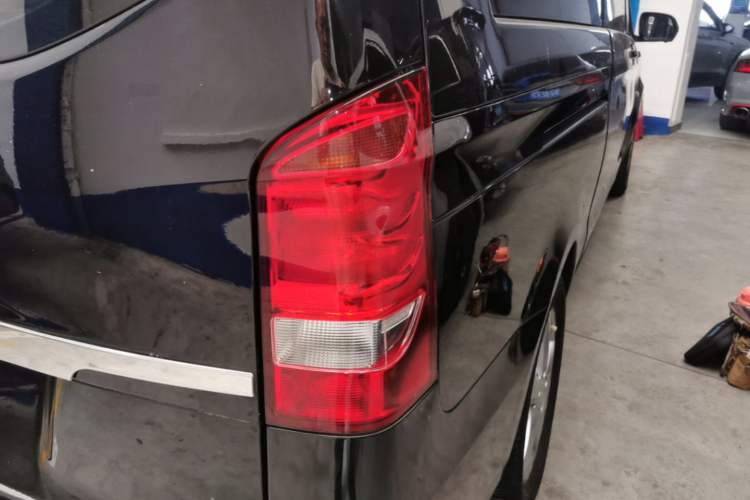 Used Mercedes-Benz Vito 2016 2.0T Elite Edition Right Rear Taillight