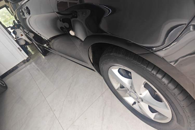 Used Mercedes-Benz Vito 2016 2.0T Elite Edition Right Side Sill