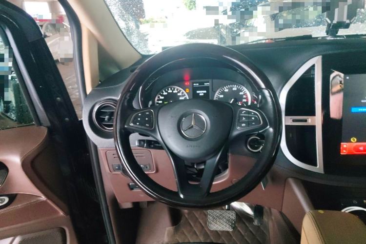 Used Mercedes-Benz Vito 2016 2.0T Elite Edition Steering Wheel