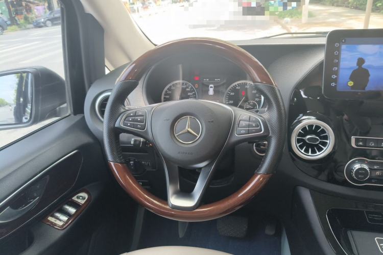Used Mercedes-Benz Vito 2016 2.0T Business Edition Steering Wheel