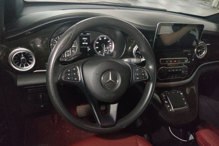 Used Mercedes-Benz Vito 2016 2.0T Elite Edition Steering Wheel
