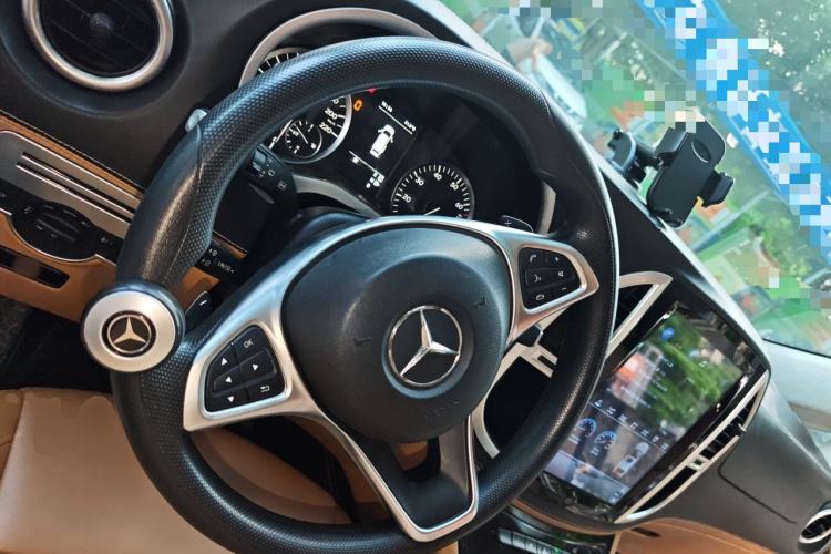 Used Mercedes-Benz Vito 2016 2.0T Elite Edition Steering Wheel