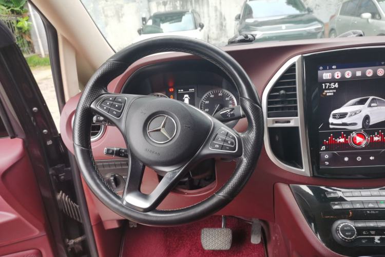 Used Mercedes-Benz Vito 2016 2.0T Elite Edition Steering Wheel