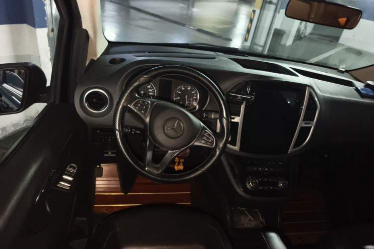 Used Mercedes-Benz Vito 2016 2.0T Business Edition Steering Wheel