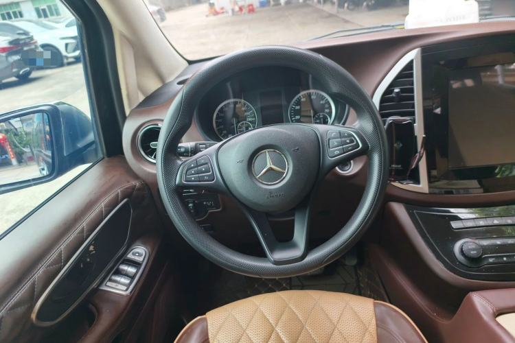 Used Mercedes-Benz Vito 2016 2.0T Elite Edition Steering Wheel